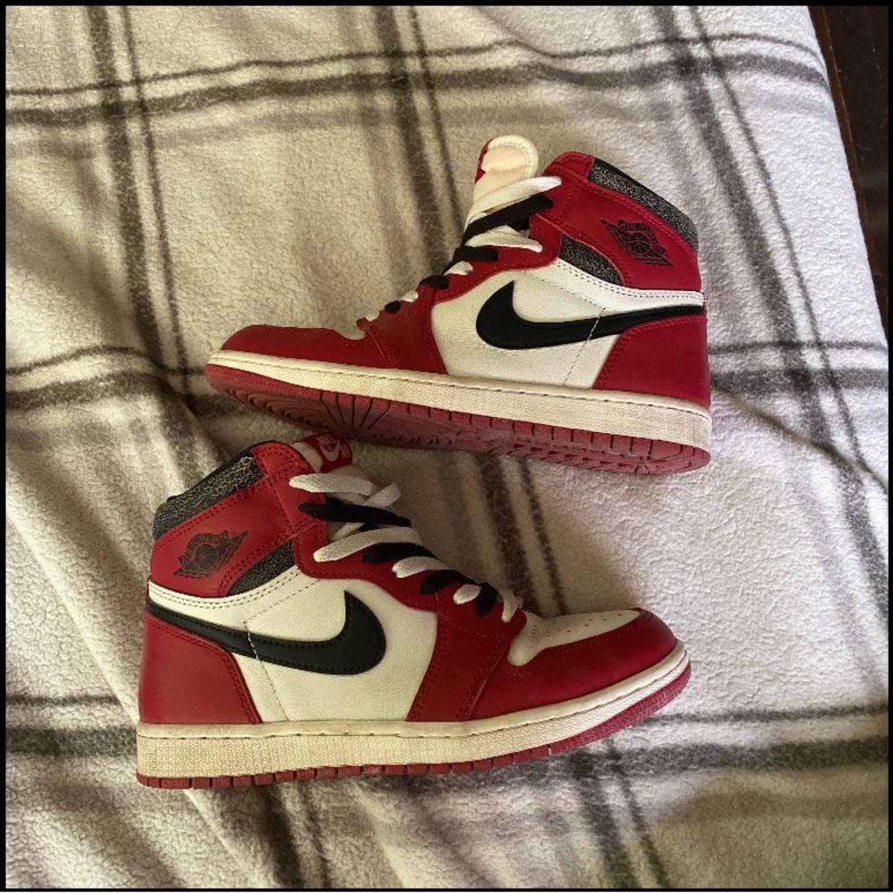 Air jordan 1 Retro High OG’Chicago Lost & Found’